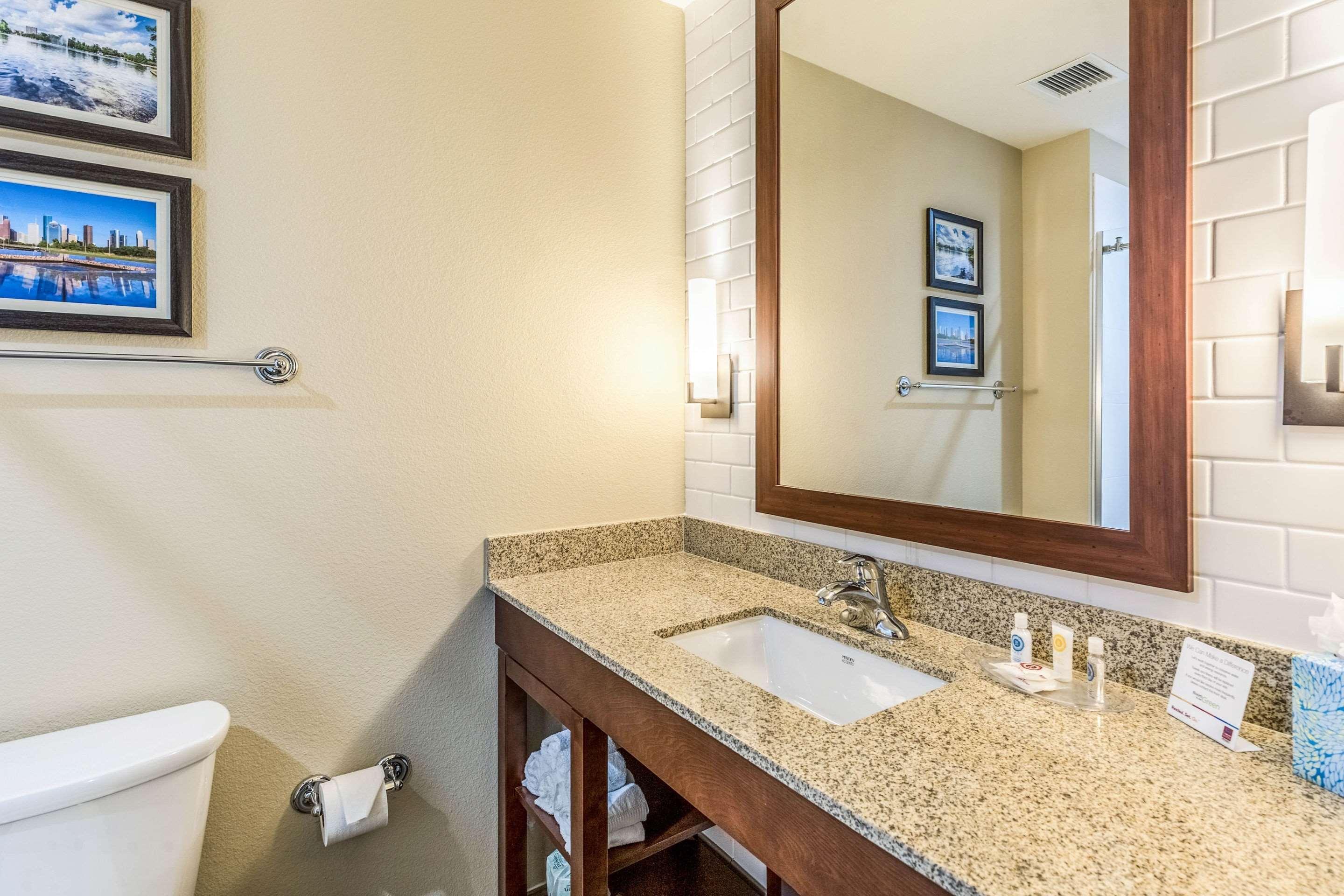 Comfort Suites Channelview Buitenkant foto