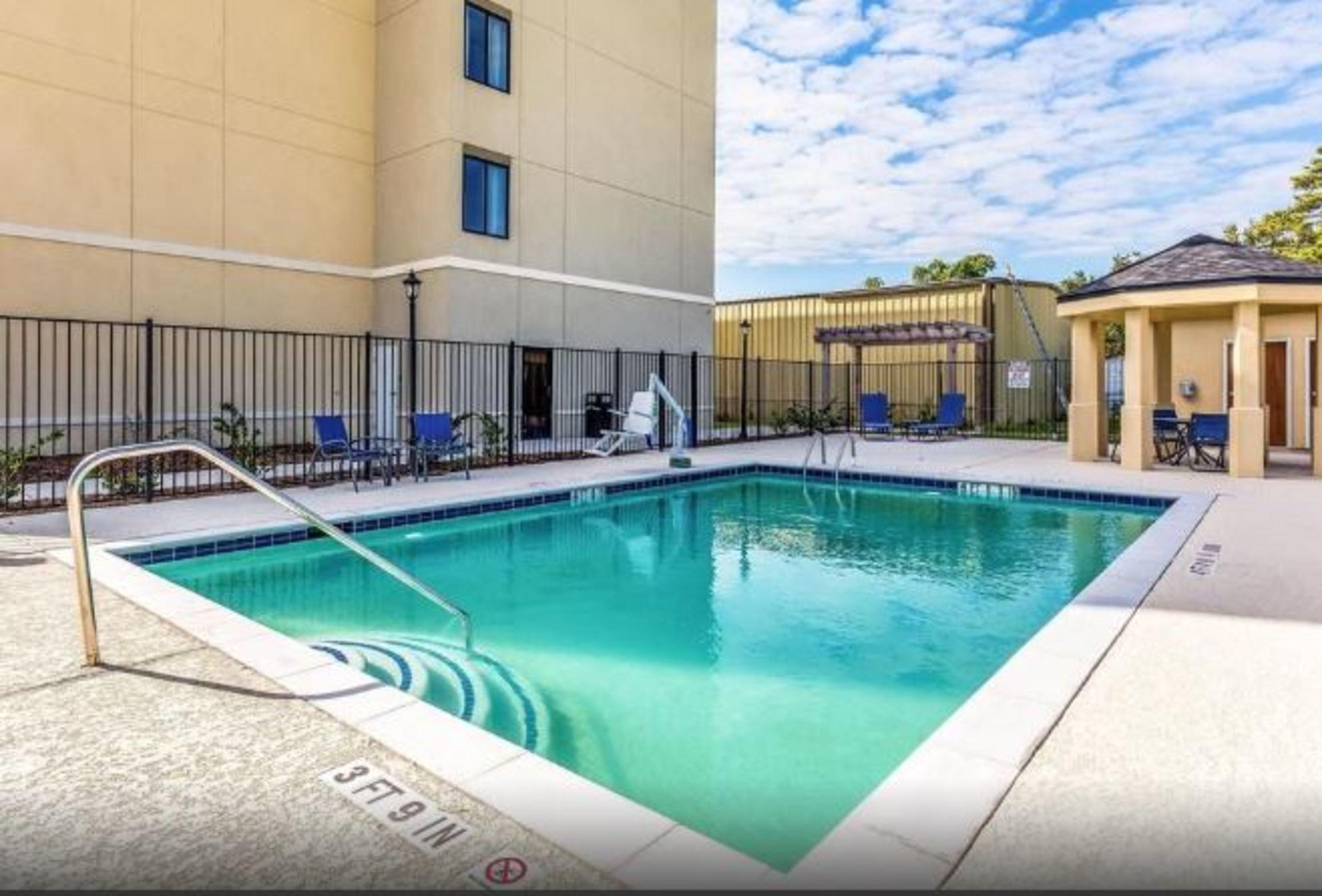 Comfort Suites Channelview Buitenkant foto
